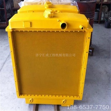 山推TY220原厂工程机械水箱 性能与可靠性的保障